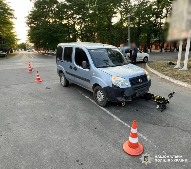 В Ізмаїлі автомобіль збив дитину на самокаті