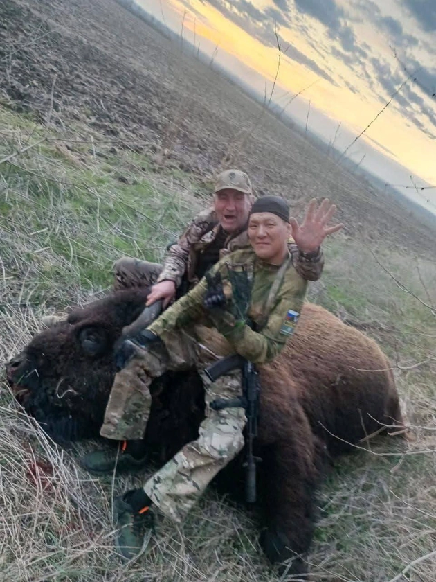 Окупанти вбили червонокнижного зубра в заповіднику на півдні України
