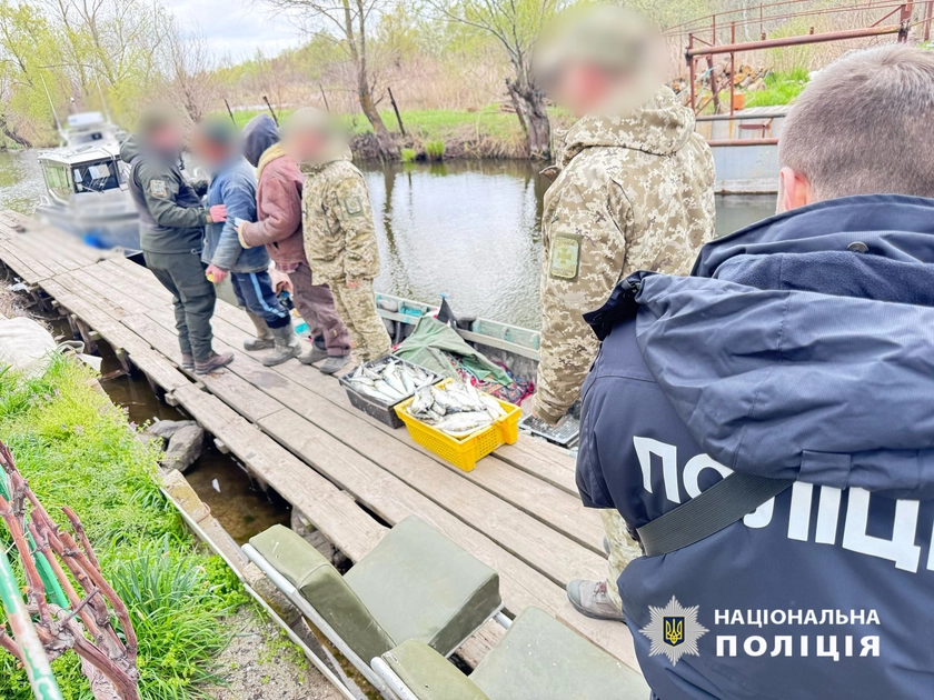 Хитрі браконьєри впіймали «дунайки» на Одещині на пів мільйона – як їх покарали  (фото)