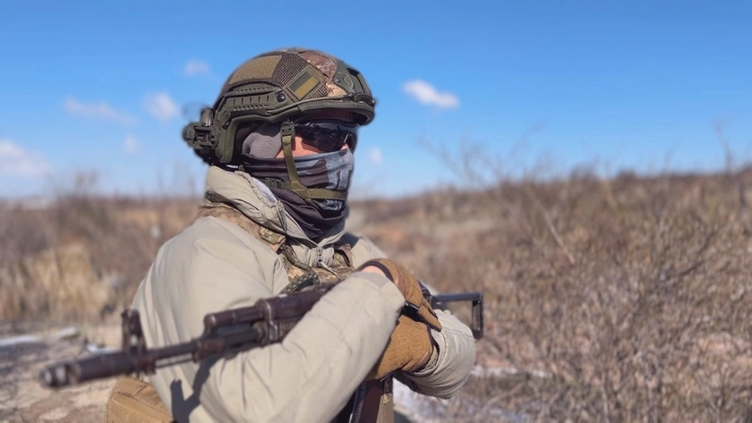 Темний на світлій стороні: як війна змінила шлях рятувальника Олександра» (відео)