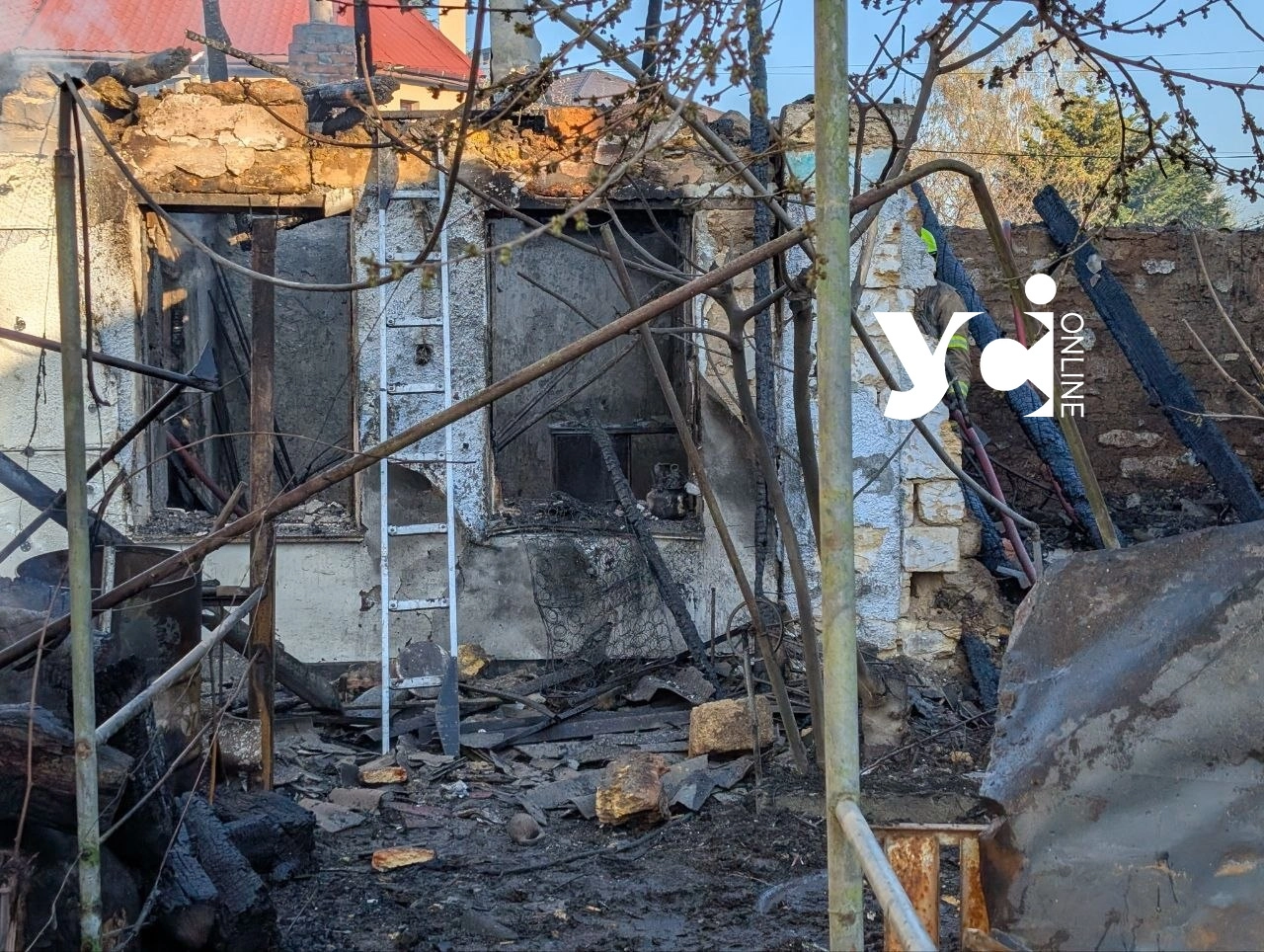 Місце влучання БпЛА 6 квітня