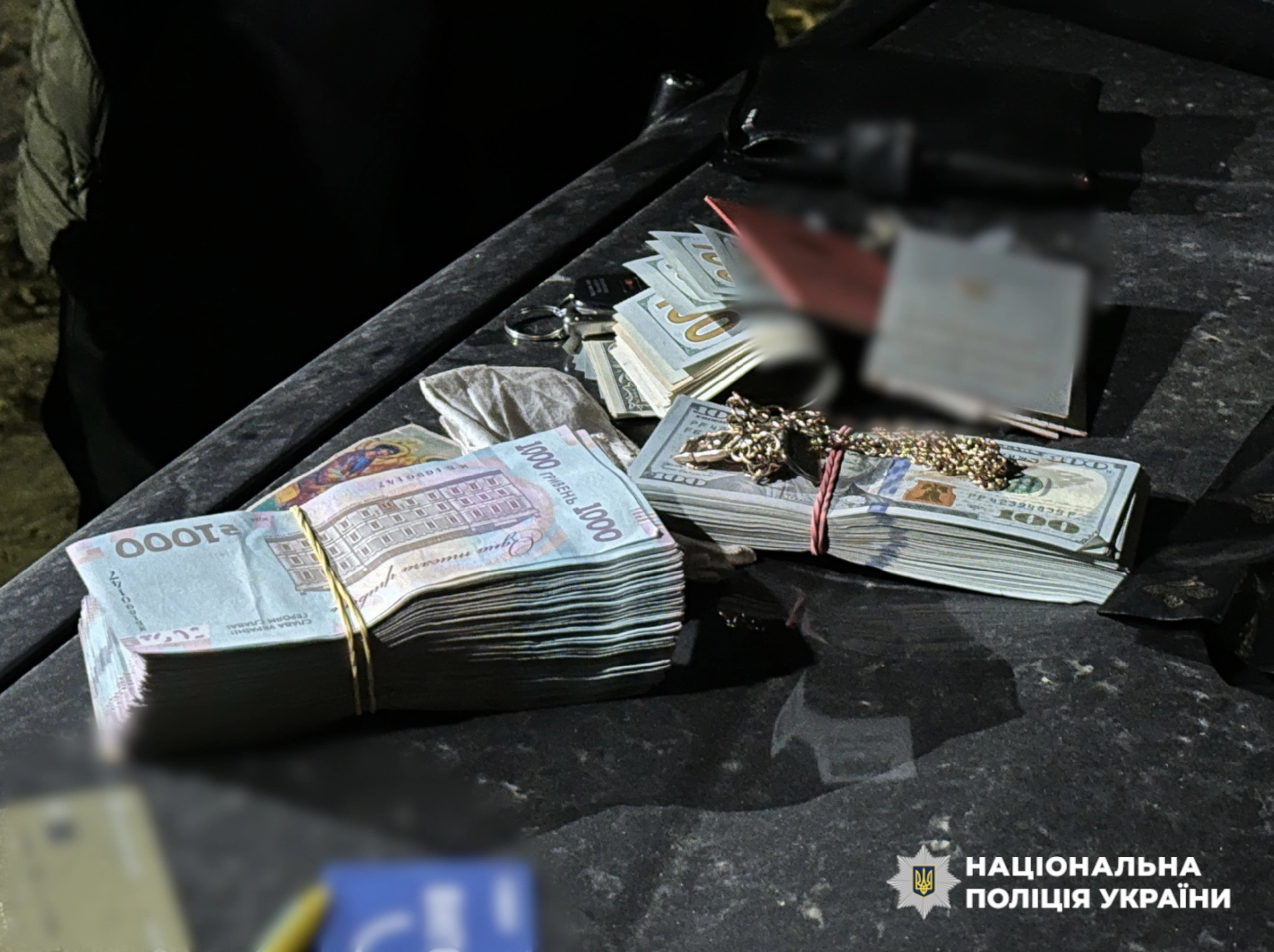 Понад 40 клієнтів і тисячі доларів: в Одесі затримали організаторів незаконної «броні»