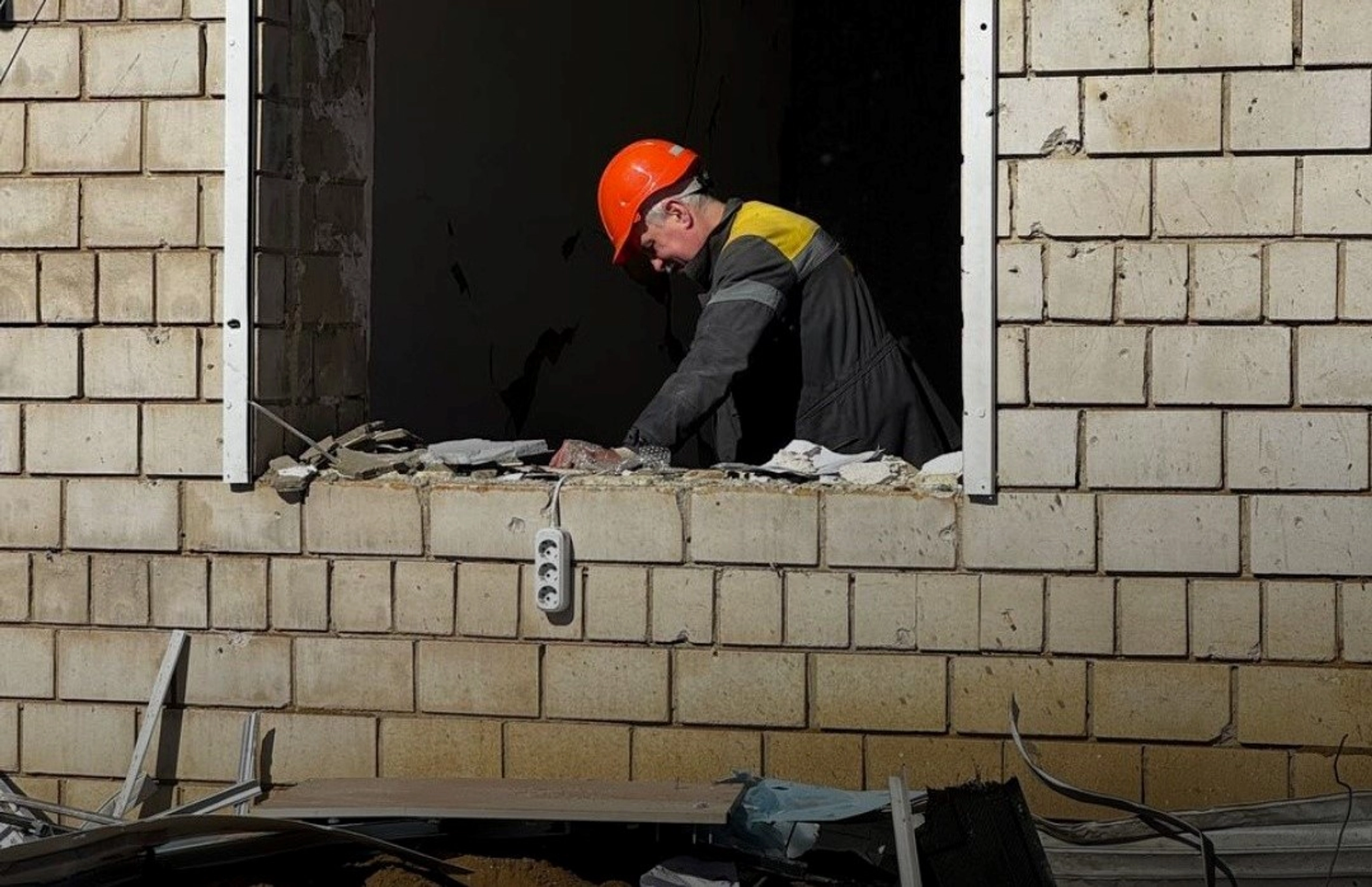 На Одещині відновлюють електропостачання після атаки та негоди