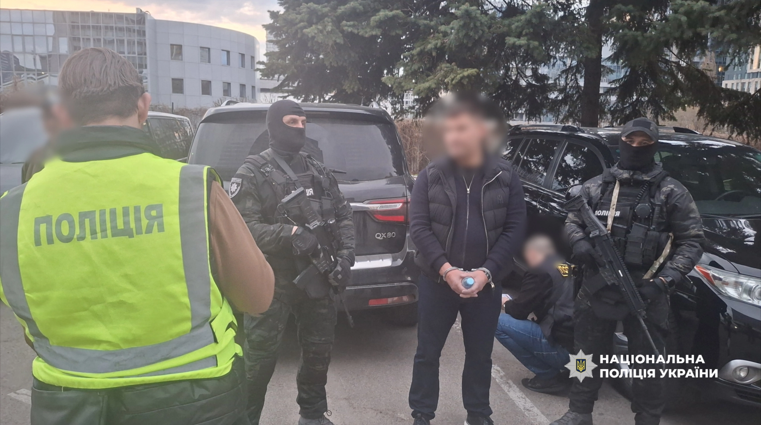 В Одесі затримали кримінального авторитета та учасників схеми продажу «броні» для виїзду за кордон