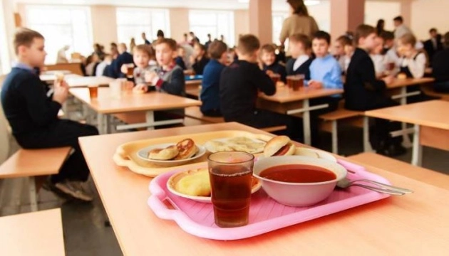 В Одесі скасували сумнівний тендер на харчування дітей на 6,6 млн грн