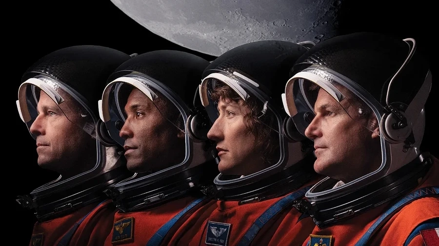 Політ Artemis II навкруги Місяця став історичним: місія повертається на Землю
