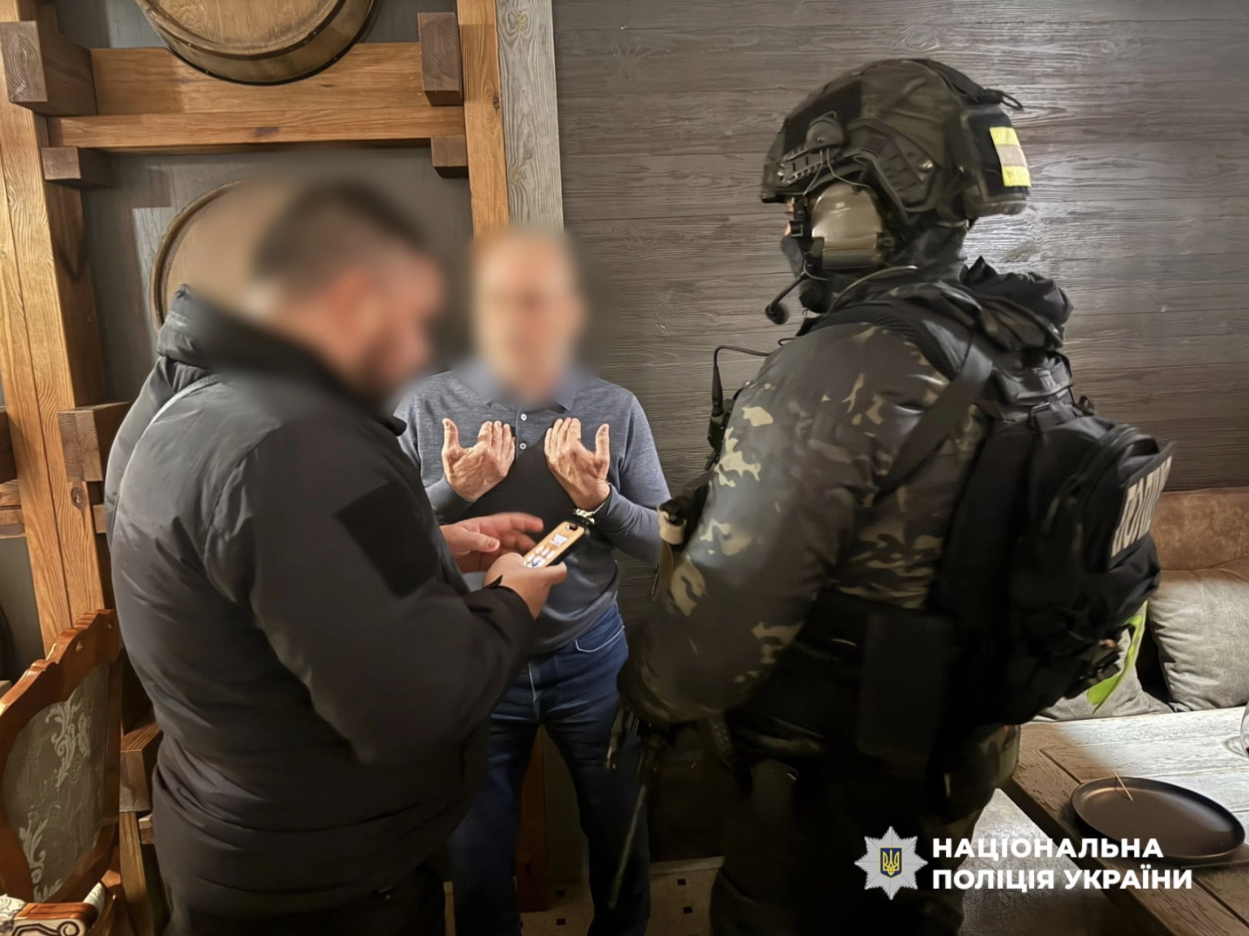 Понад 40 клієнтів і тисячі доларів: в Одесі затримали організаторів незаконної «броні»