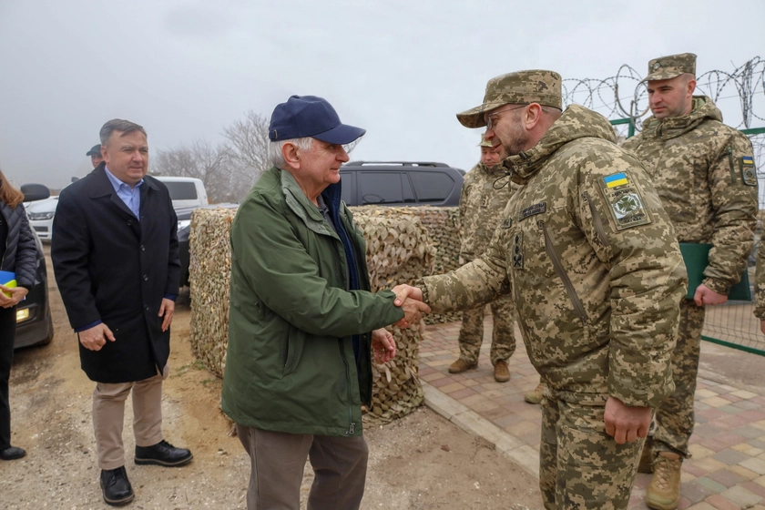 Сенатор США відвідав прикордонників на Одещині та ознайомився з їхньою роботою