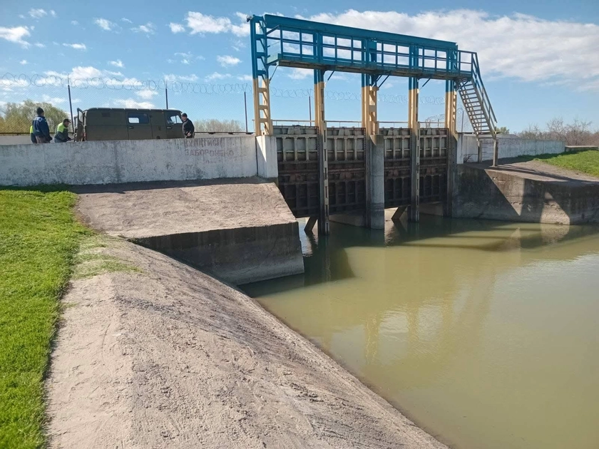 На Одещині наповнюють водою озера та ремонтують насосні станції