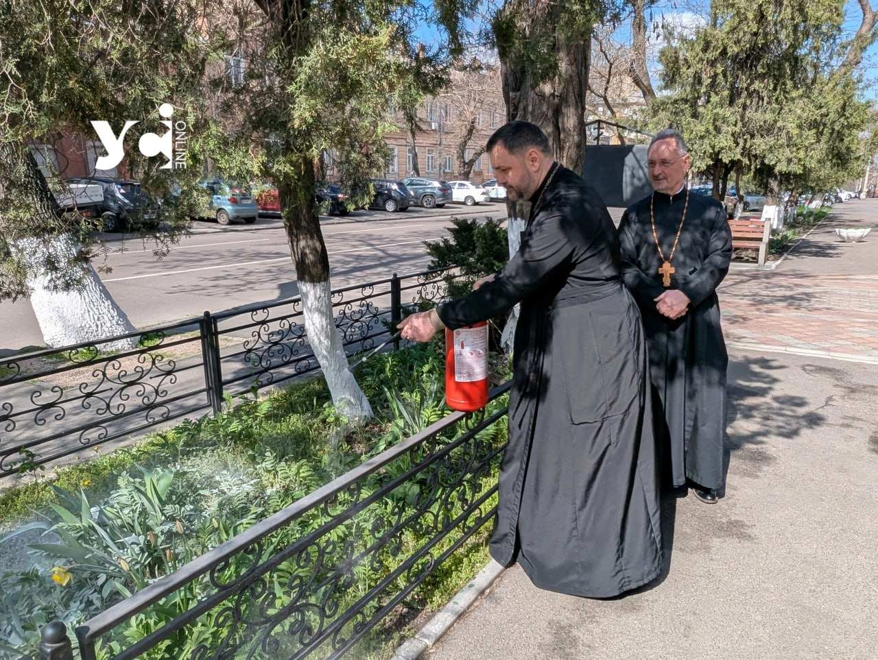 Перед Великоднем ДСНС перевірила 500 культових споруд на Одещині щодо пожежної безпеки