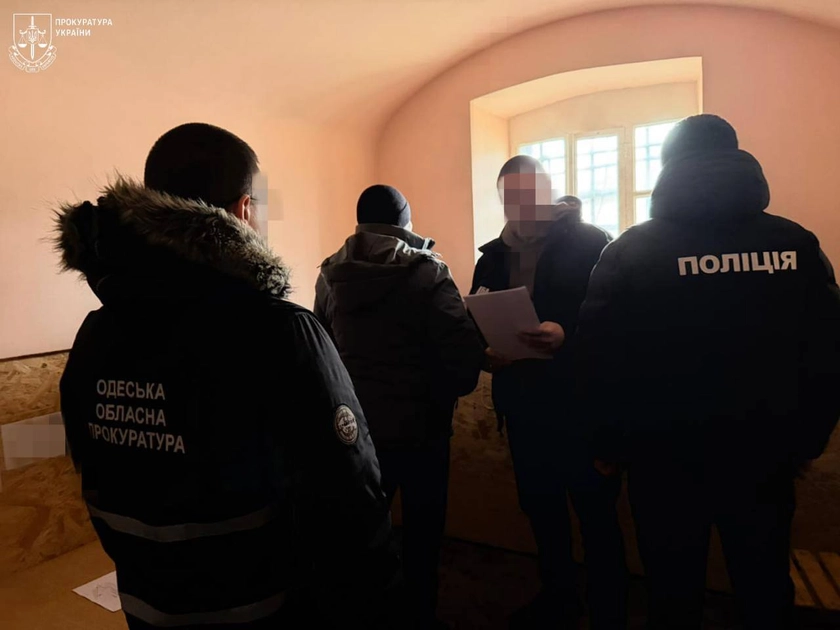 Ексчиновника міграційної служби на Одещині судитимуть за незаконні активи на 13 мільйонів