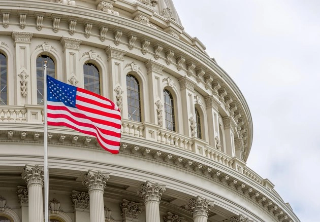 США ще на рік залишили обмеження для російських суден у своїх портах