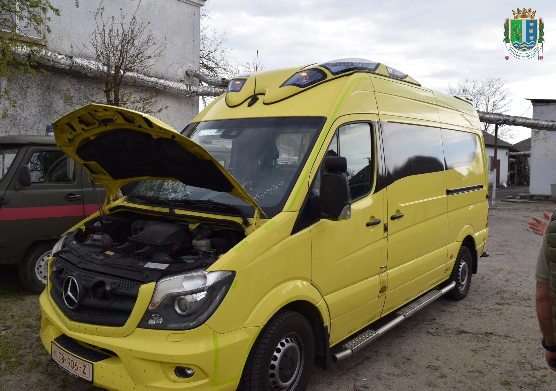Вилкове отримало нову «швидку» з Нідерландів для міської лікарні