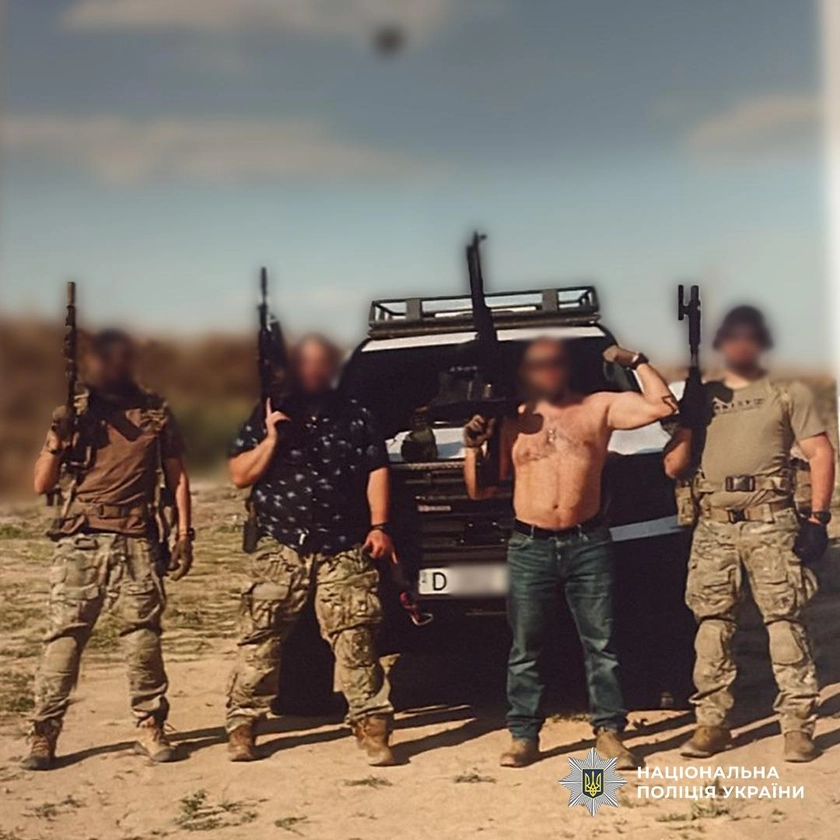 В Одесі банда вимагачів під виглядом військових викрадала людей, катувала їх і вимагала сотні тисяч доларів