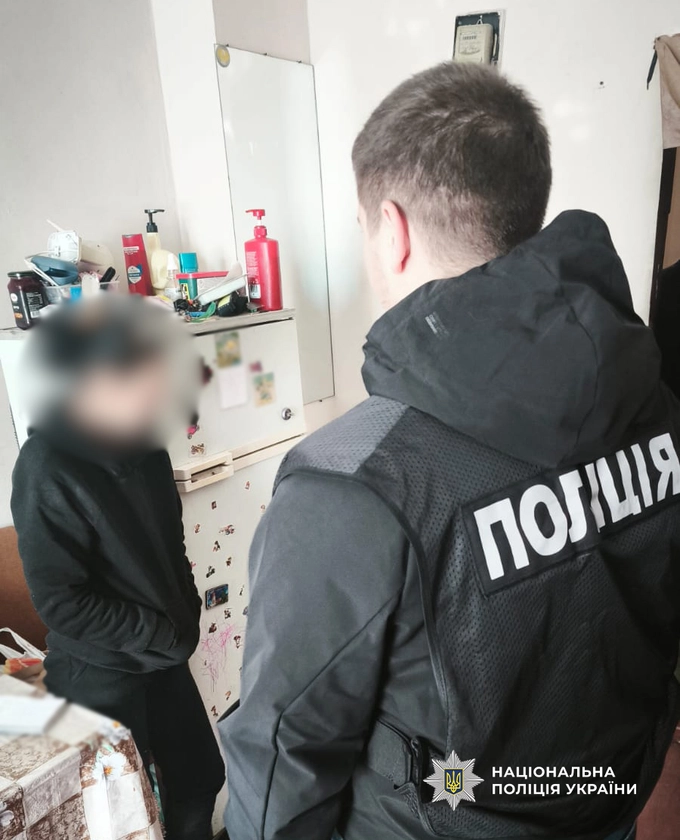 В Одесі затримали жінку, яка продавала психотропи просто з дому