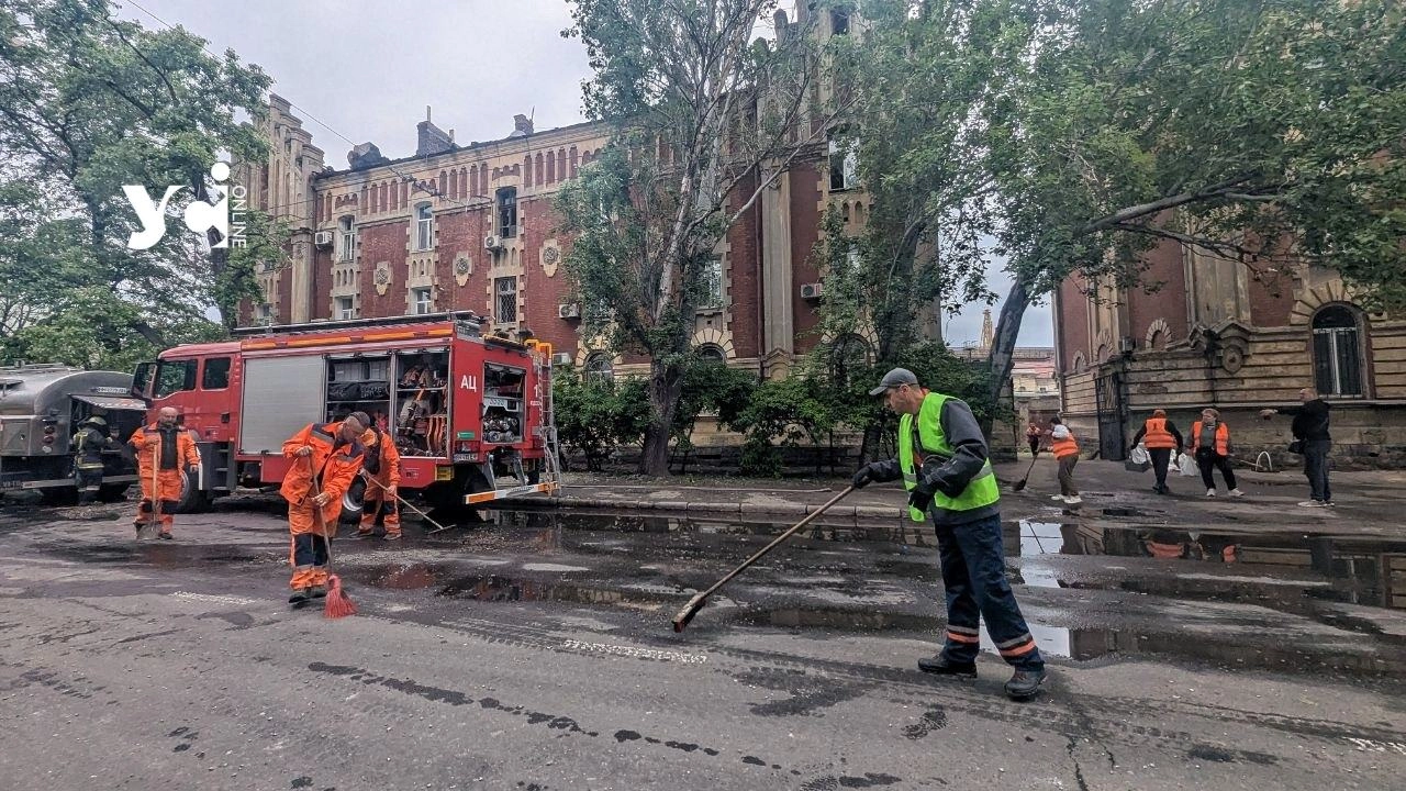 В Одесі пошкоджені житлові будинки, ліцей і дитячий садок