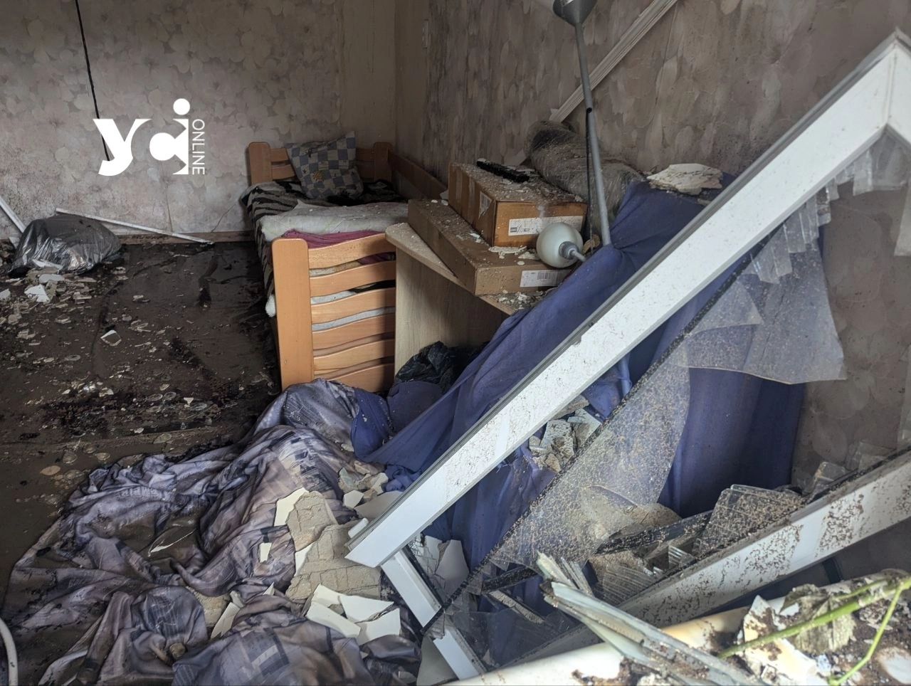 «Будинок спалахнув одразу»: мешканці Одеси розповіли про наслідки нічної атаки дронів
