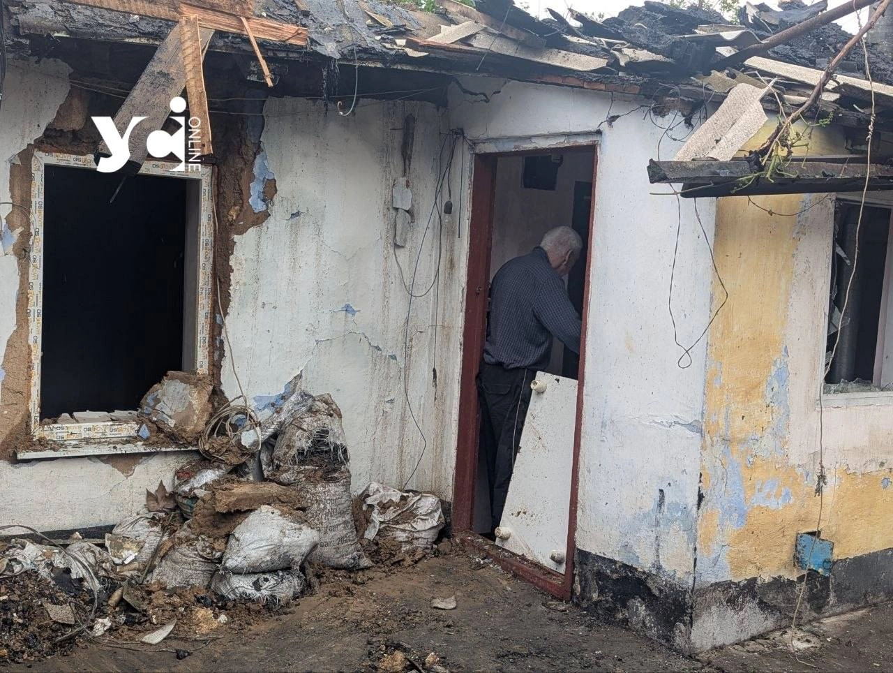 «Будинок спалахнув одразу»: мешканці Одеси розповіли про наслідки нічної атаки дронів