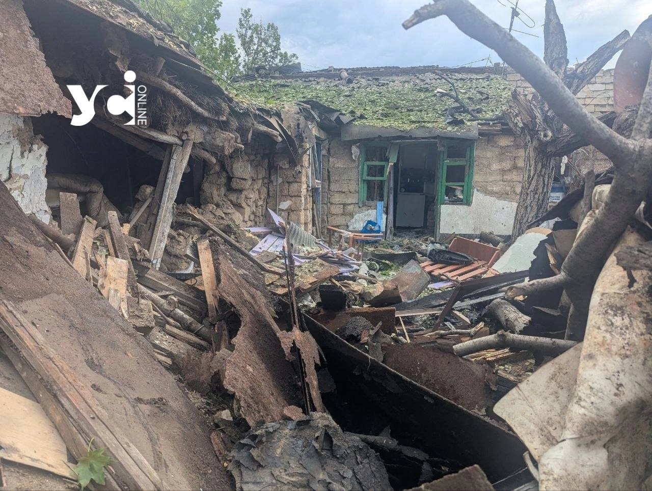 «Будинок спалахнув одразу»: мешканці Одеси розповіли про наслідки нічної атаки дронів
