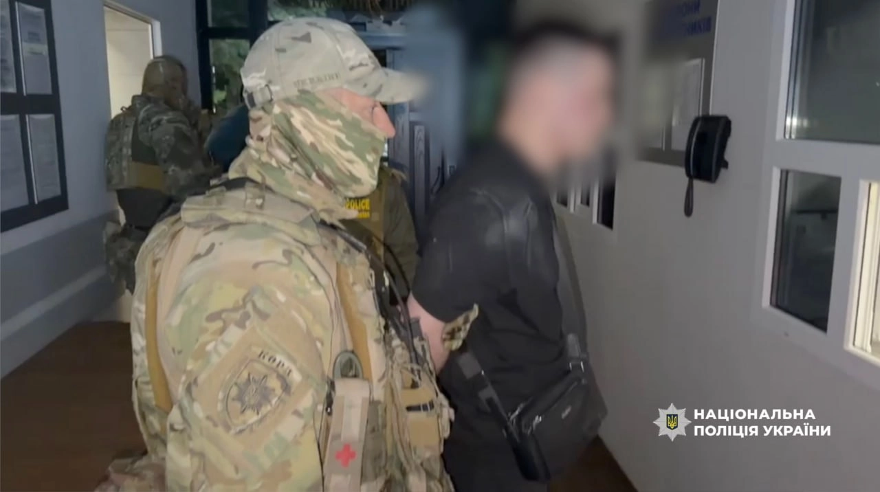 В Одесі викрили шахрайські call-центри з Deepfake