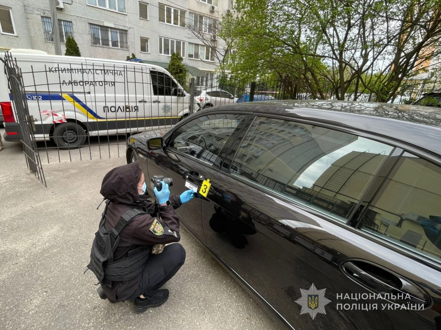 В Одесі чоловік прикріпив гранату до авто підприємця