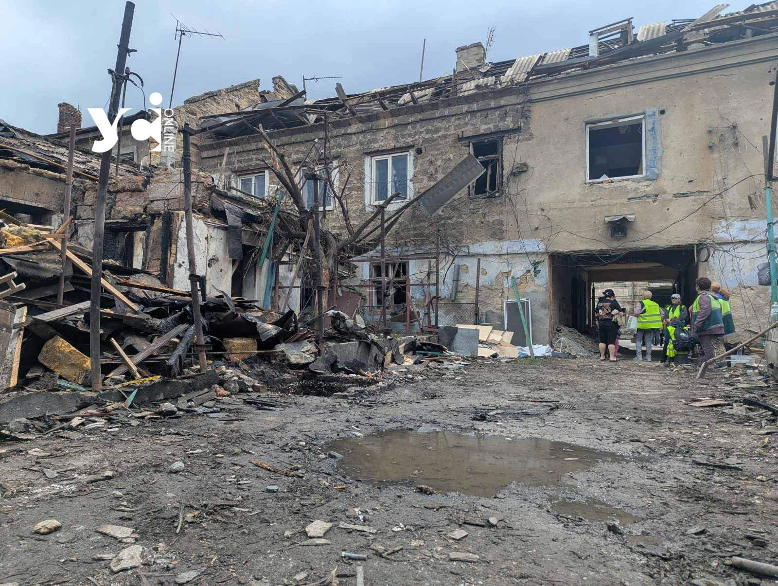 Одесити розповіли про нічну атаку дронів
