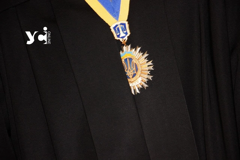 В Одесі судитимуть посадовицю ЖКС за схему з «мертвими душами» і бронюванням