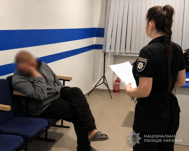 На Одещині чоловік викрав авто знайомого, збив дитину і втік