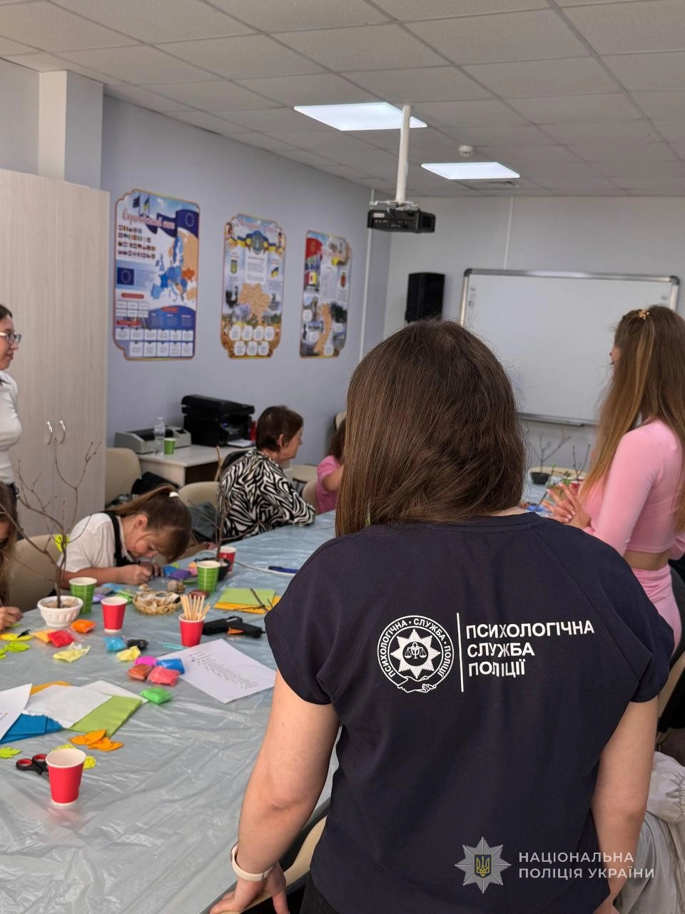 Арттерапія для дітей зниклих, поранених та загиблих правоохоронців