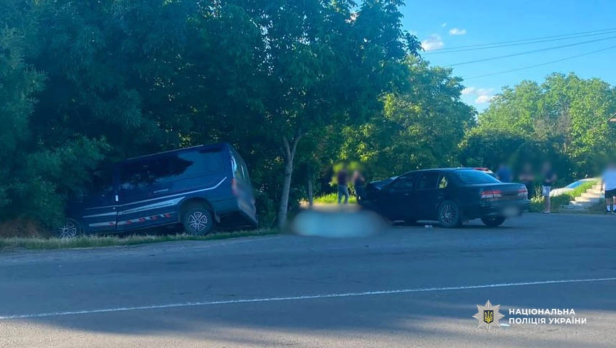 Смертельний маневр на зустрічну: під Одесою зіткнулися Ford і Nissan
