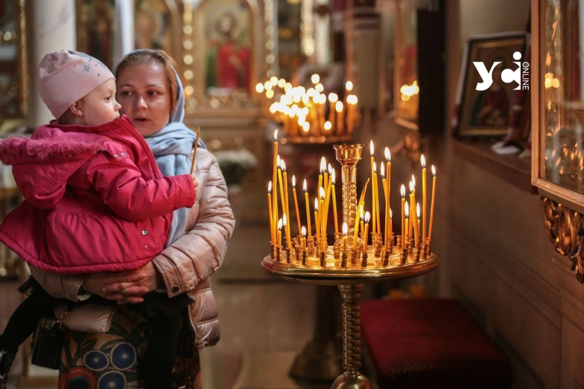 Одещина і релігія: довіра до церков, розкол у святах і 73% за розрив з російською церквою