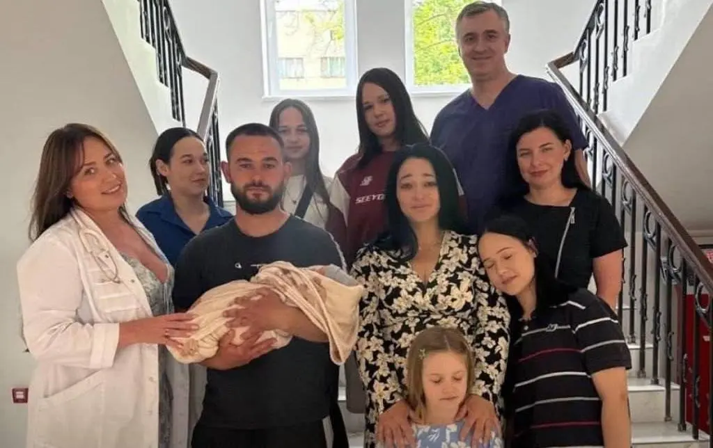 Переселенка з Одещини народила дев’яту дитину