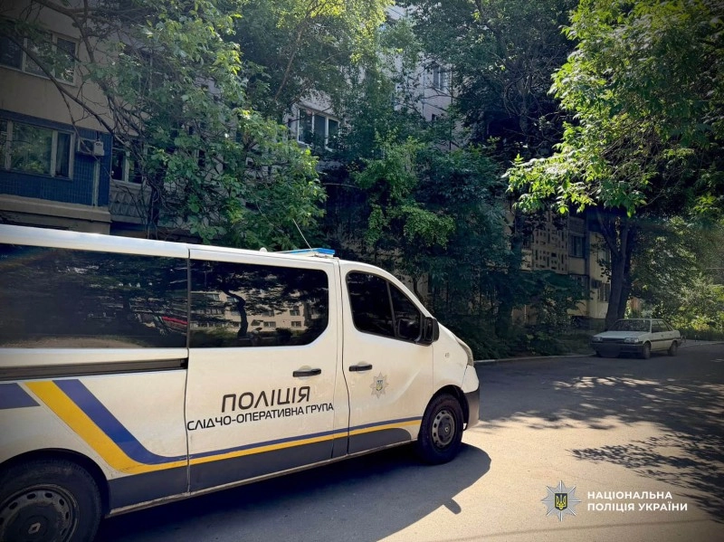 В Одесі поліція розслідує загибель 16-річної дівчини, яка випала з вікна