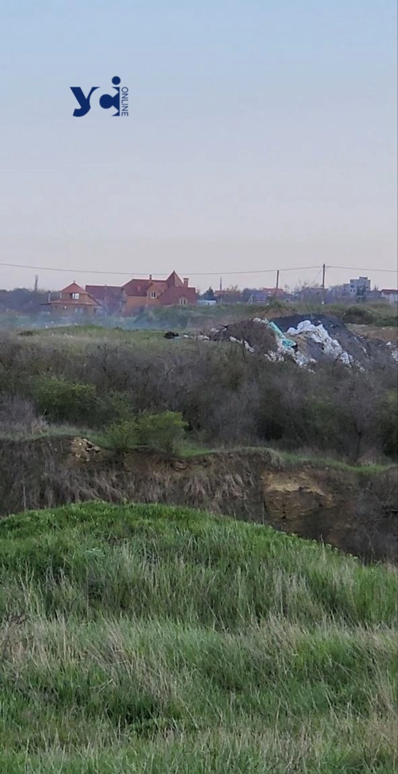 Підпали сміттєзвалища біля Аджалицького лиману: мешканці назвали ймовірного організатора