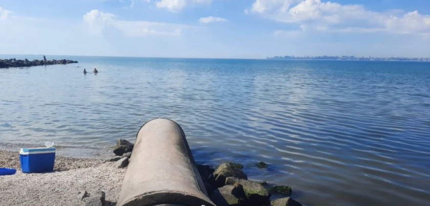 Біля «Зеленого мису» ліквідували витік стоків, що утворився після аварії колектора