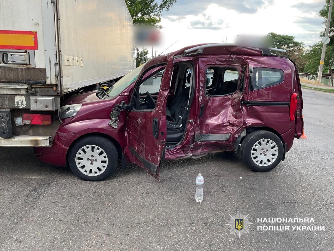 Смертельна ДТП на Заболотного в Одесі: водій легковика загинув після зіткнення з вантажівкою