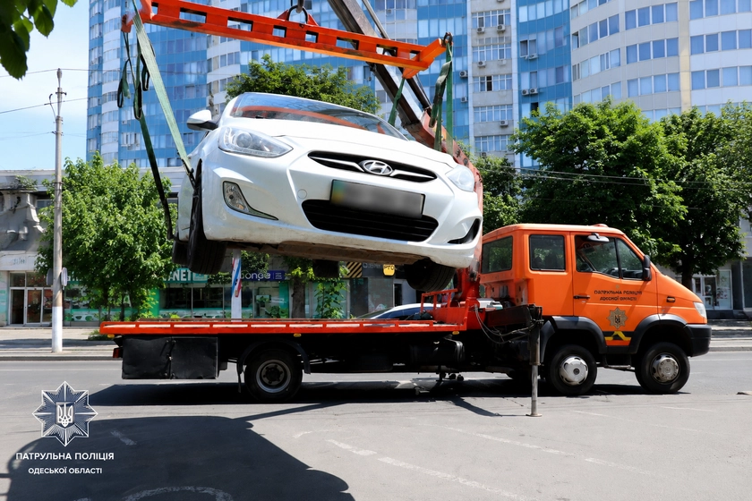 За тиждень в Одесі оштрафували 44 водії за паркування на місцях для людей з інвалідністю