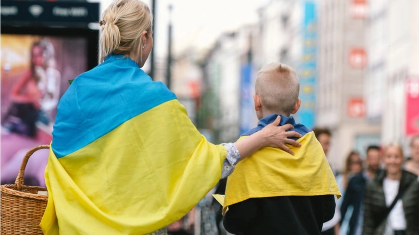 ЄС хоче продовжити тимчасовий захист для українців до 2028 року та змінити правила для чоловіків