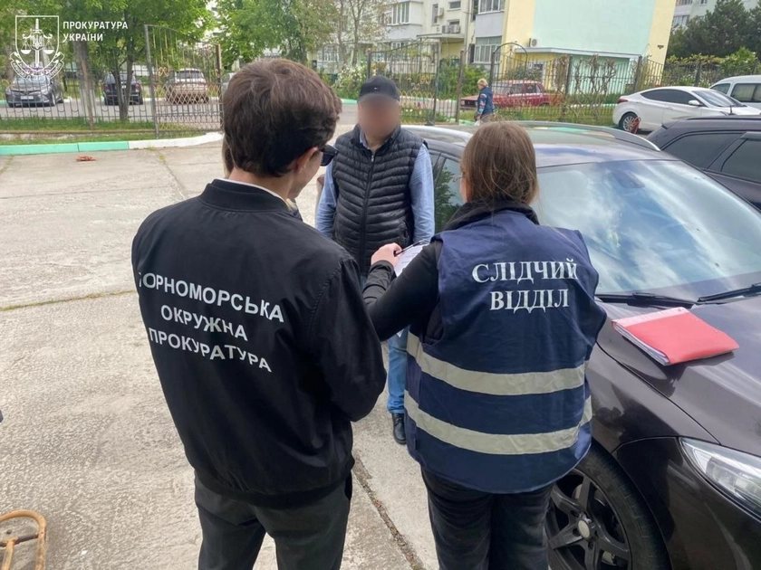 Виписав собі майже 900 тисяч премій: на Одещині судитимуть ексдиректора будинку культури