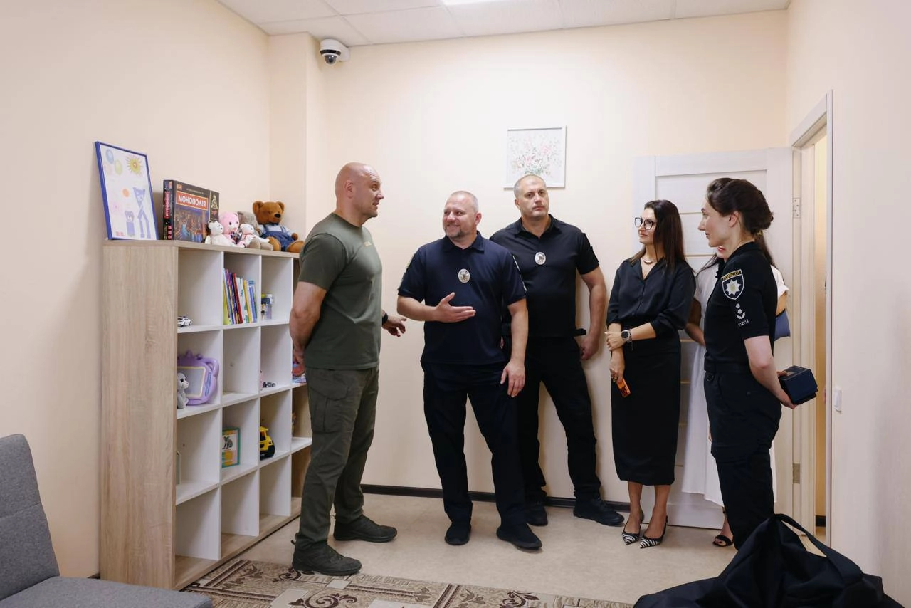 В Одесі відзначили ювенальних поліцейських