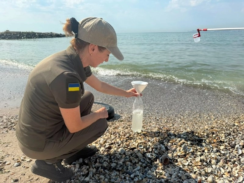 Стан морської води біля Крижанівки покращується, але забруднення ще є