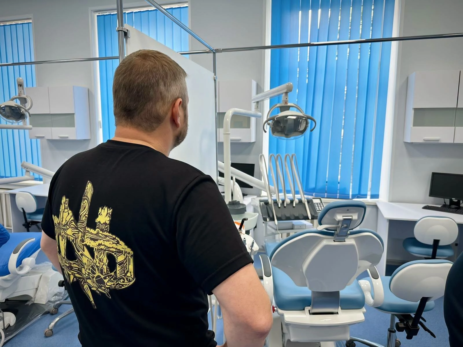 В Одеській області відкрили ще один сучасний стоматологічний кабінет для військових і ветеранів