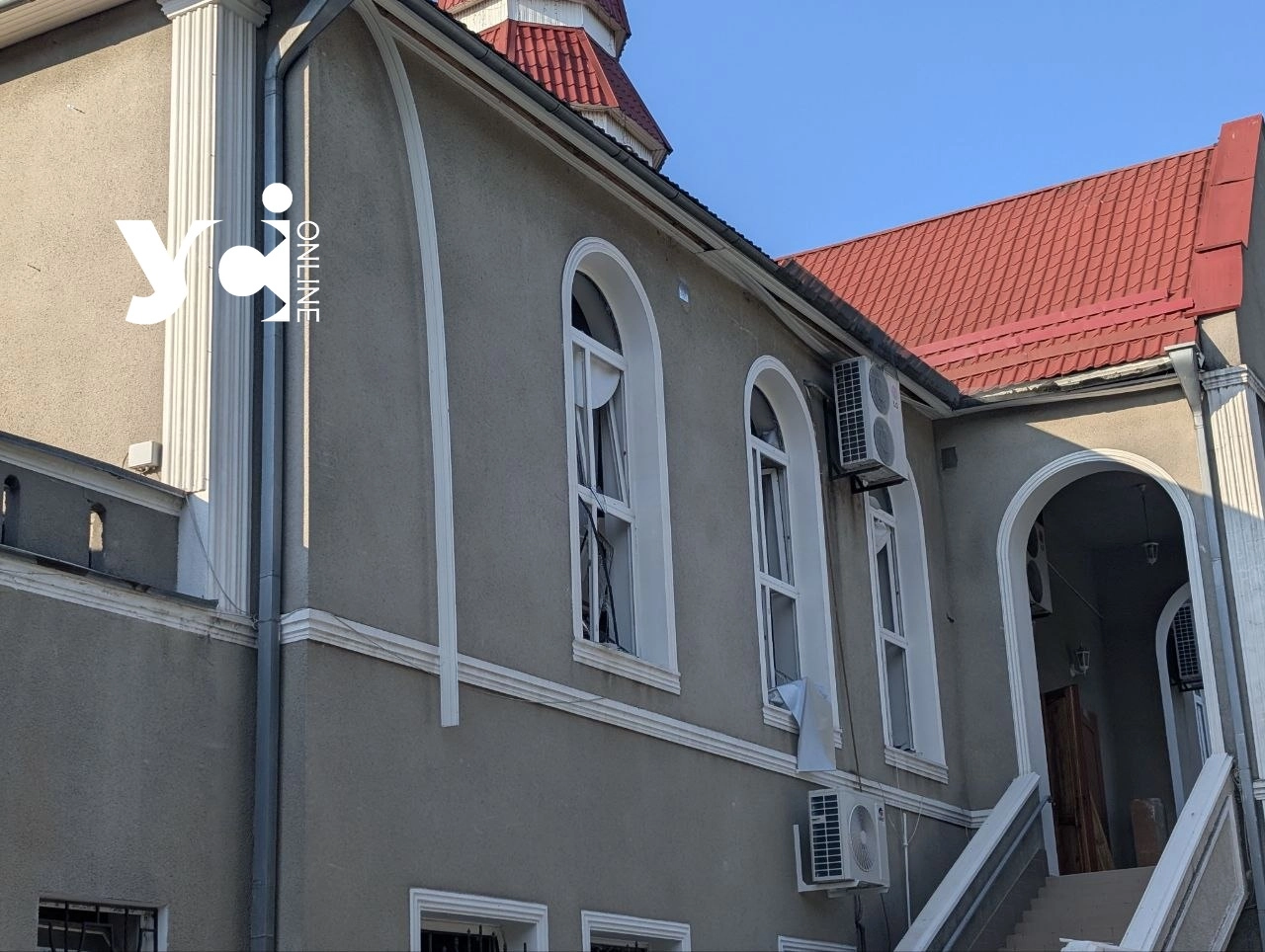 Російський ракетний удар пошкодив Одеську народну церкву