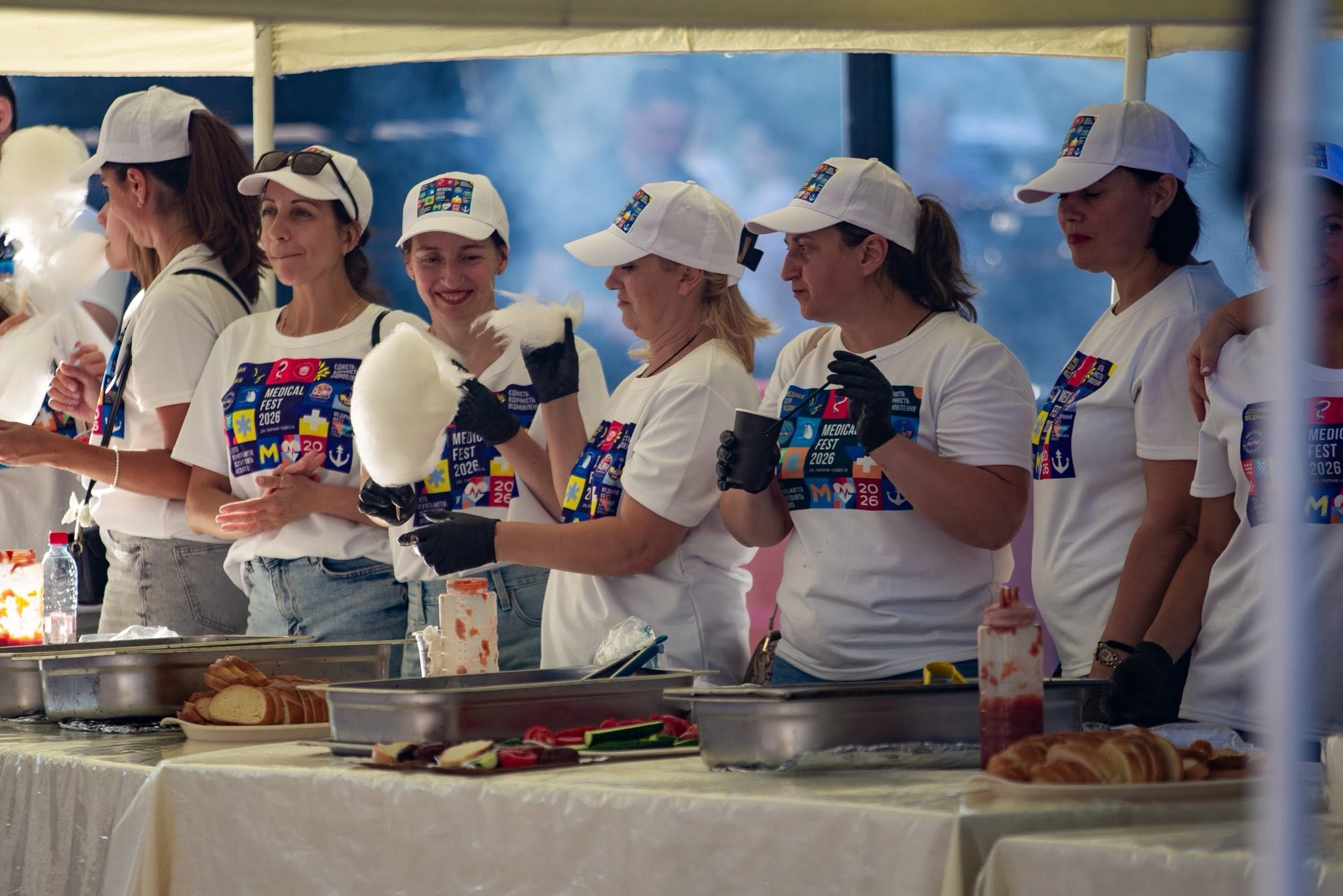 MEDICAL FEST 2026 в Одесі об’єднав сотні медиків та допоміг зібрати кошти для військових