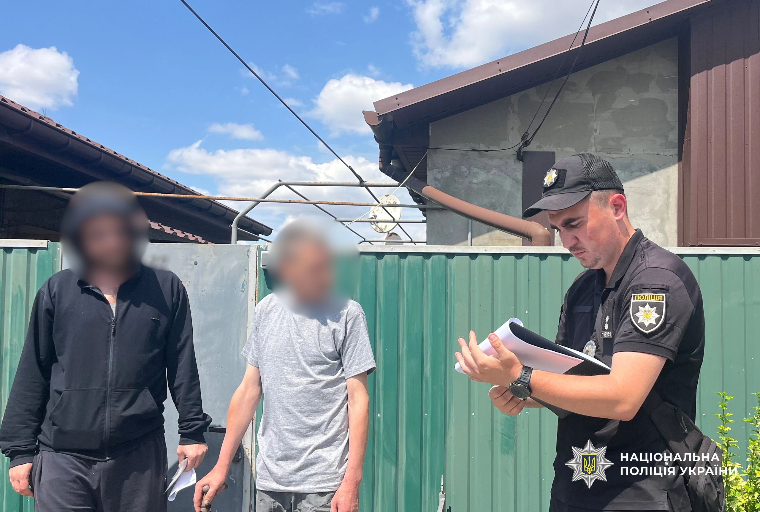 В Ізмаїлі чоловіка затримали за продаж обріза та двох гранат